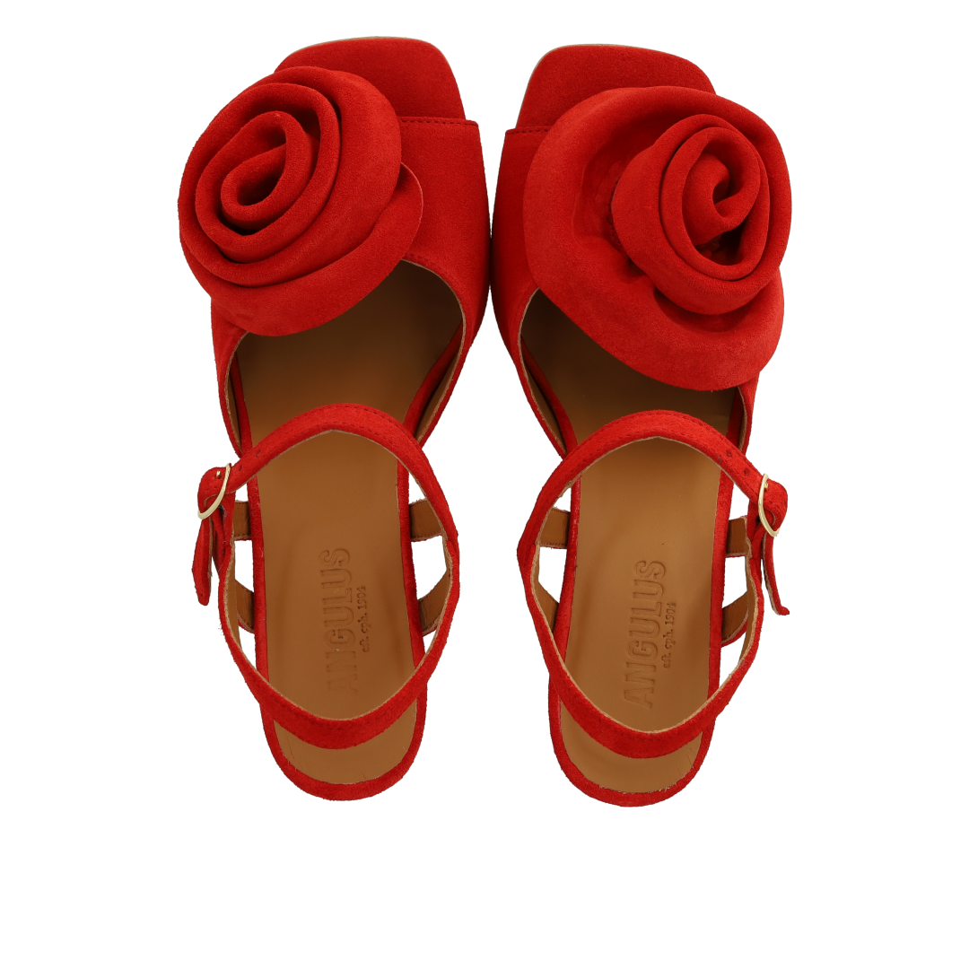 High-Heeled Sandal with voluminous rose detail