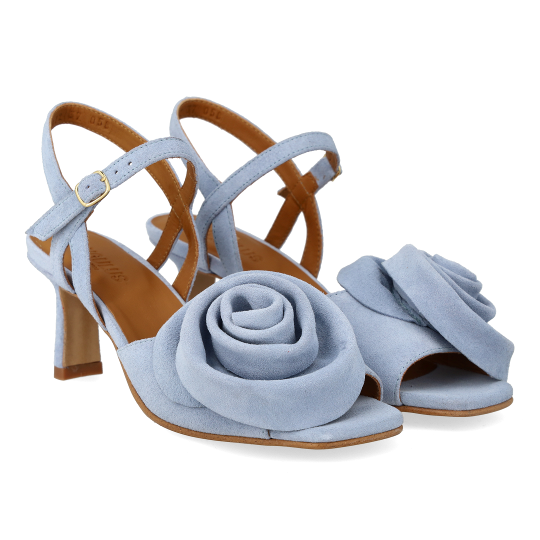 High-Heeled Sandal With Voluminous Rose Detail