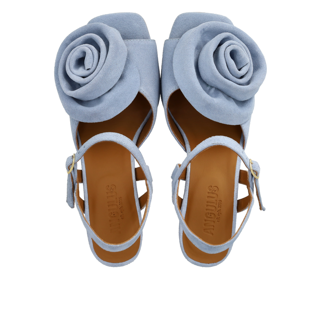 High-Heeled Sandal With Voluminous Rose Detail