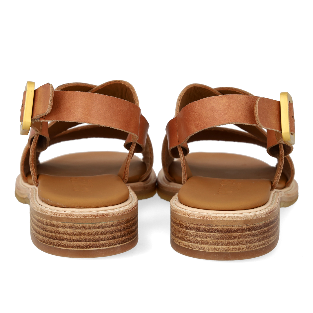 Strap sandal with logo buckle