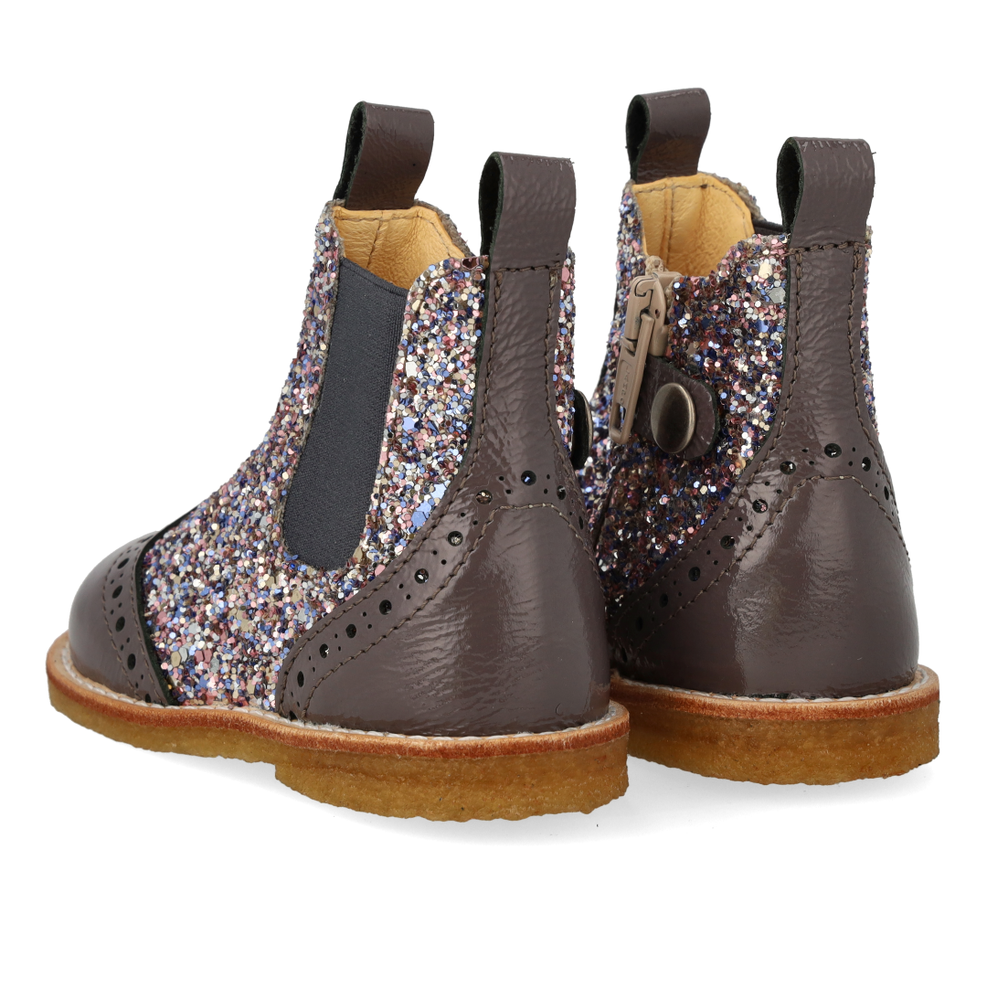 Classic Chelsea boot with sparkling glitter