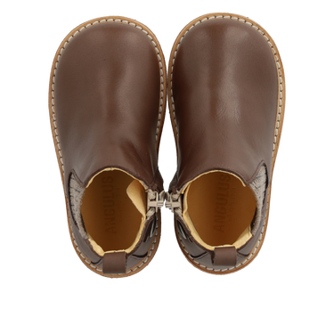 Classic chelsea boot with elastic and zipper