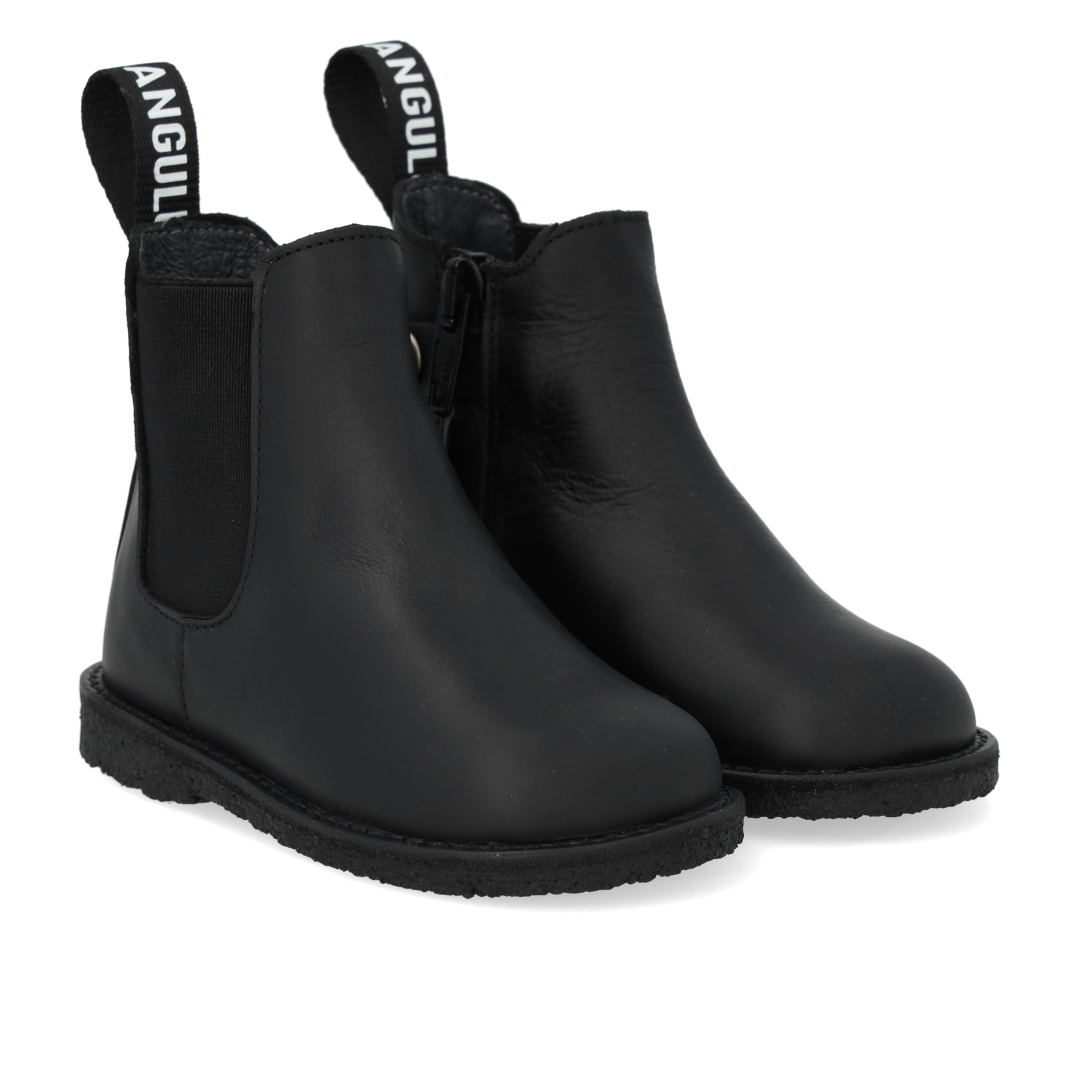 Chelsea Boot with Logo Tape and Zipper