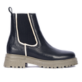 Chelsea boot with contrast detail