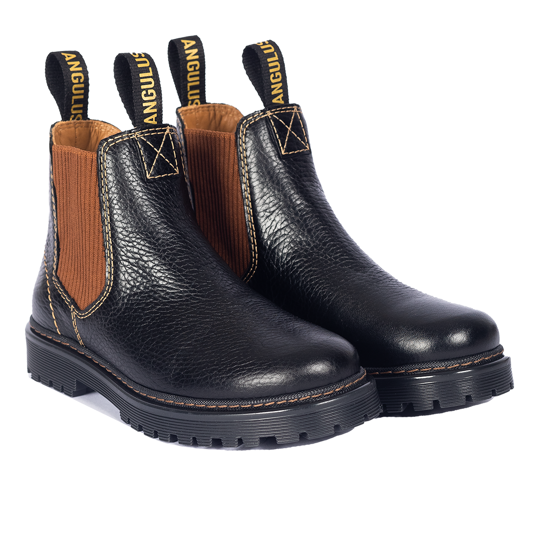 Chelsea boot with logo straps