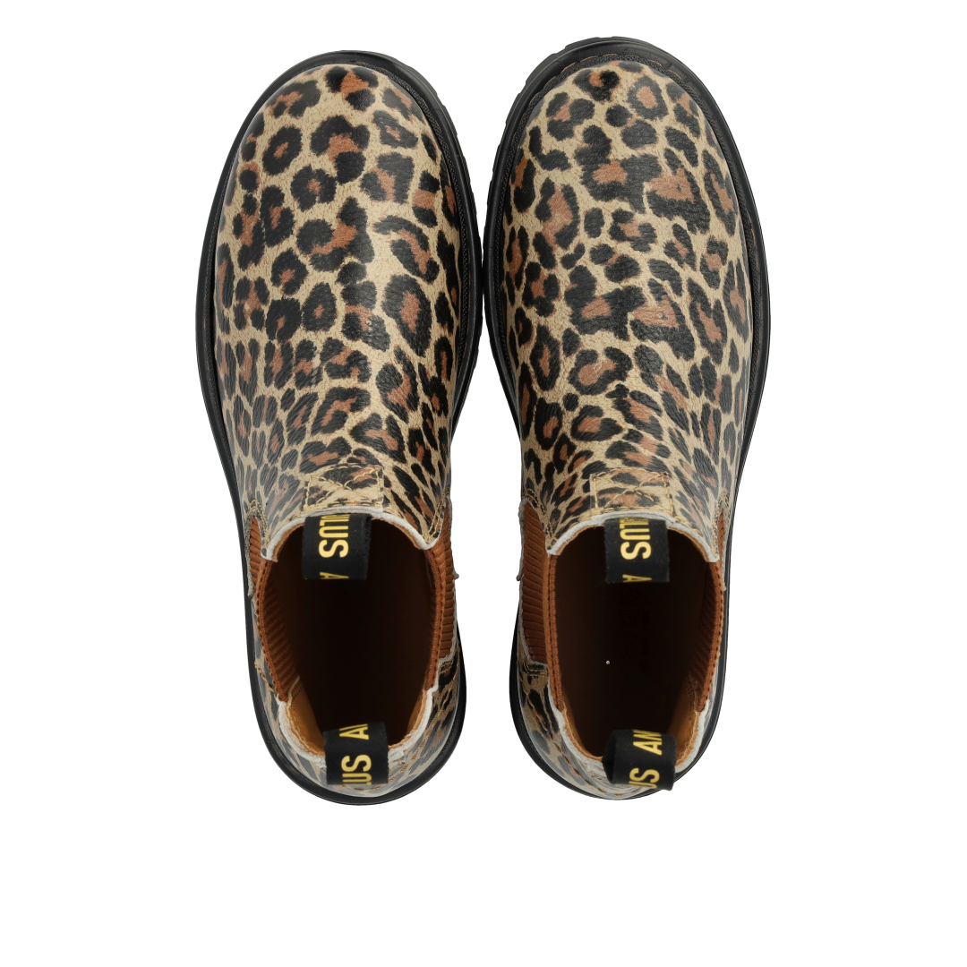 Chelsea boot with logo straps