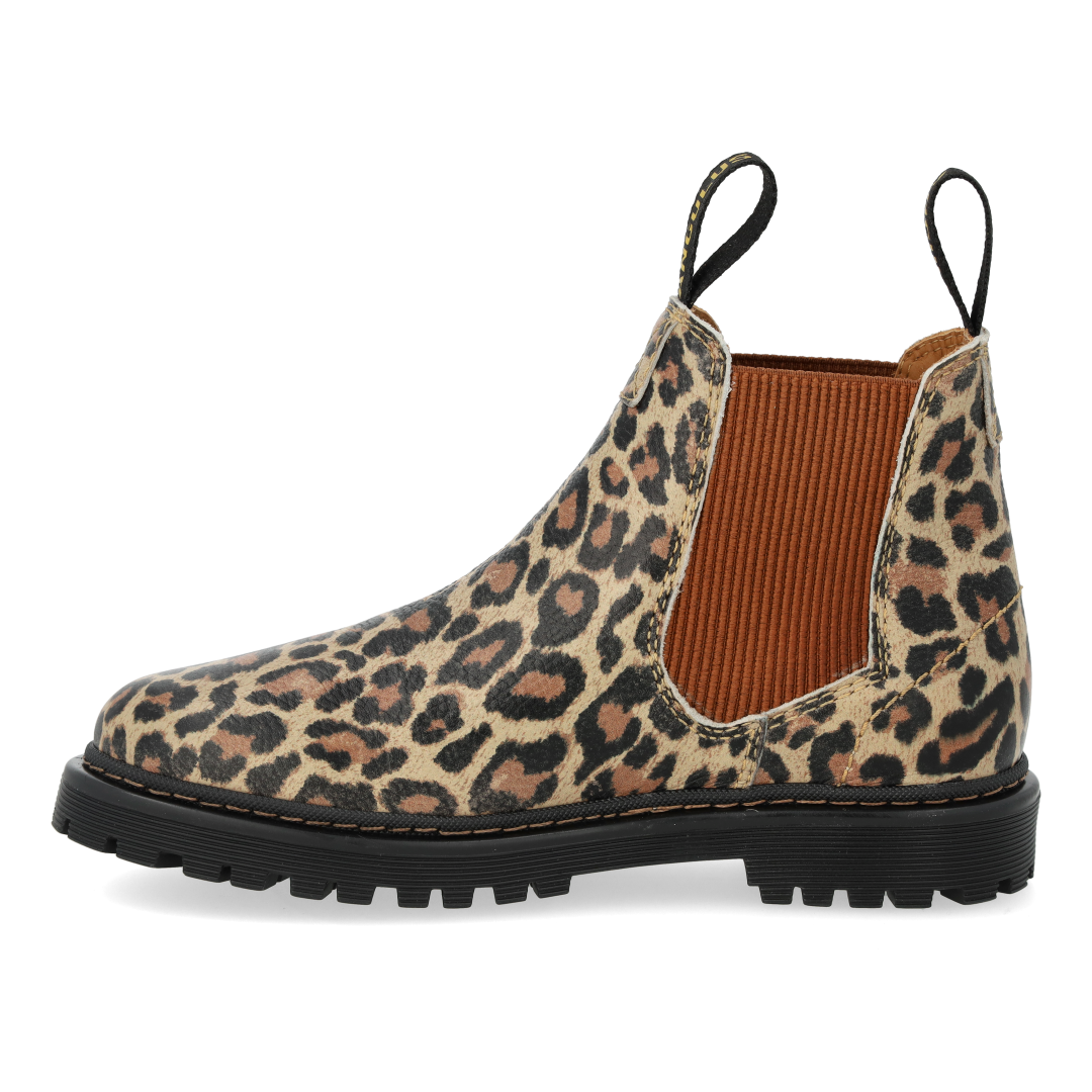 Chelsea boot with logo straps