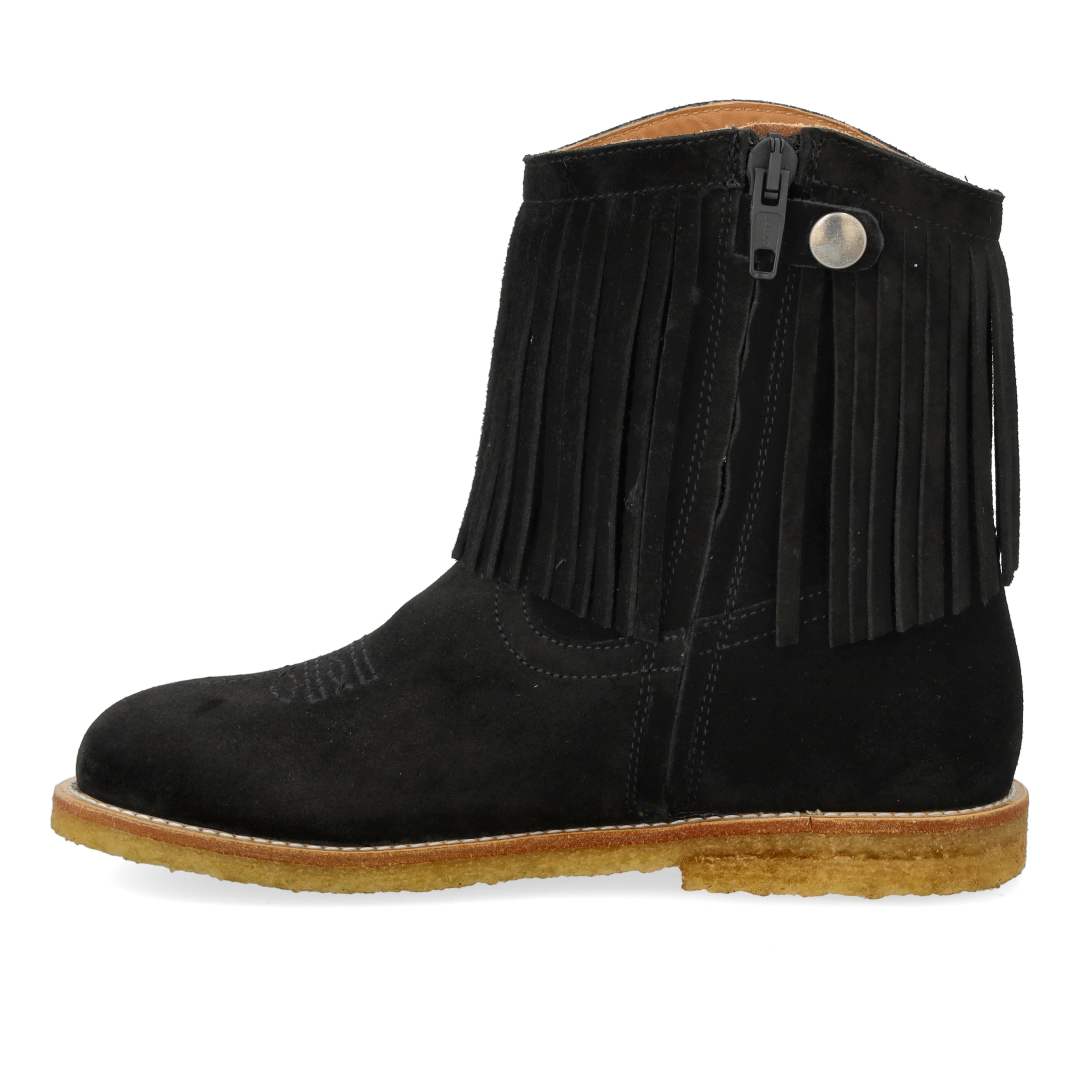 Cowboy boot with fringes and embroidery