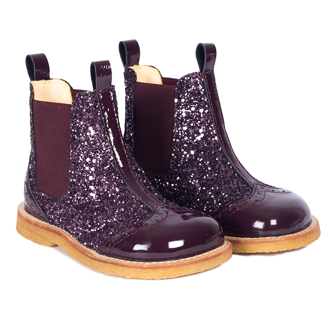 Chelsea boot with glitter and brogue details