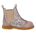 Chelsea boot with brogue perforation pattern