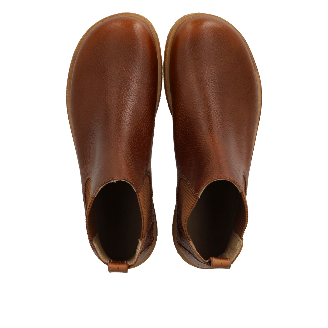 Chelsea boot with elastic and wide fit