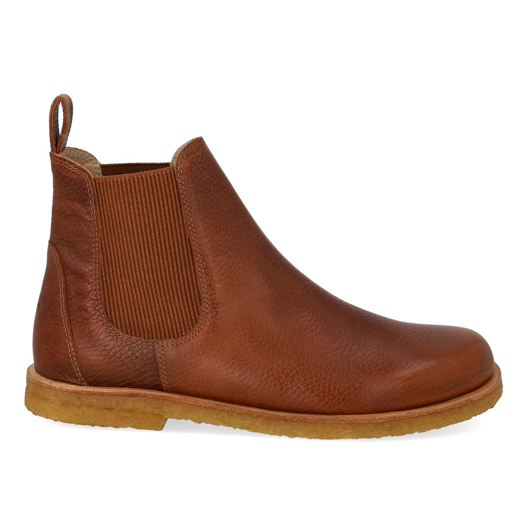Chelsea boot with elastic and wide fit