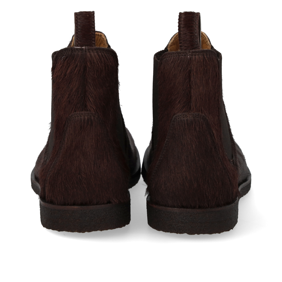 Chelsea boot with elastic and Wide fit