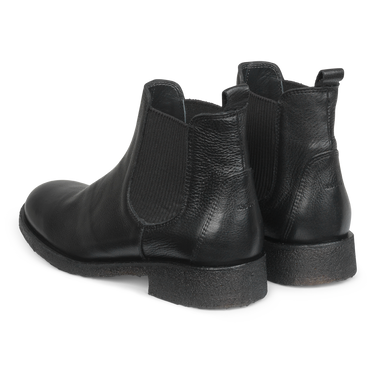 Classic chelsea boot w. elastic slip-on design