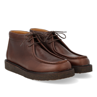 Lace-up shoe with decorative trim