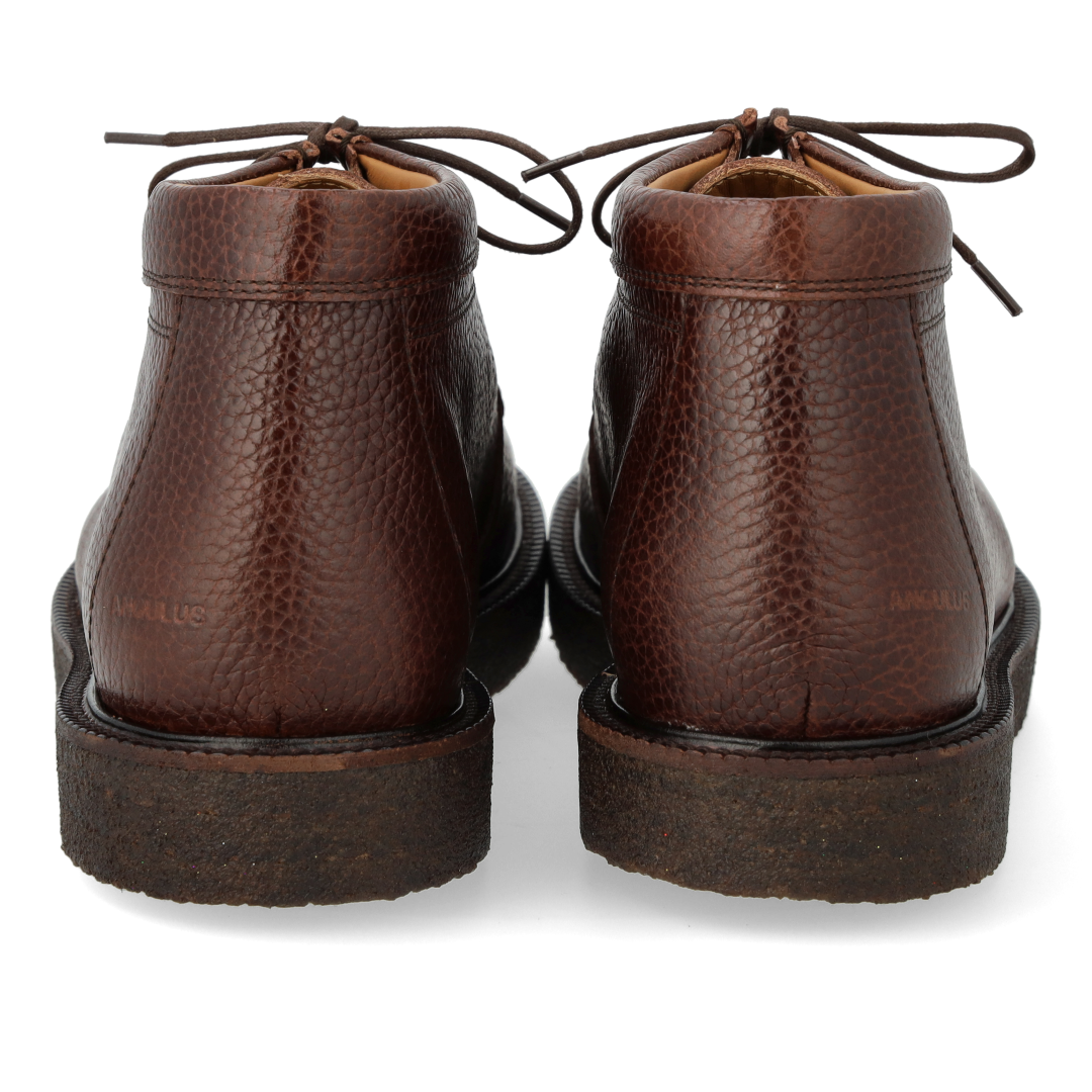 Lace-up shoes with decorative trim