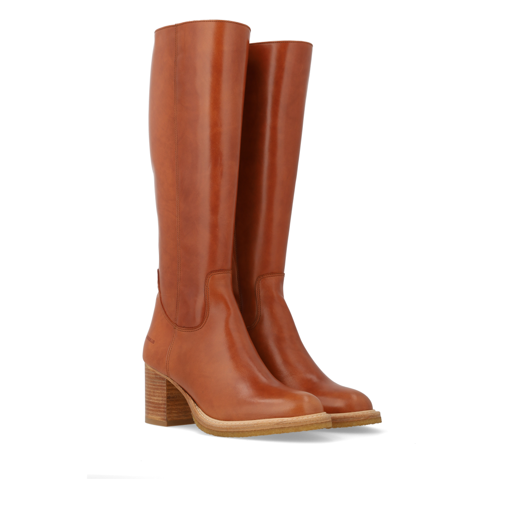 70s-inspired long shafted leather boot