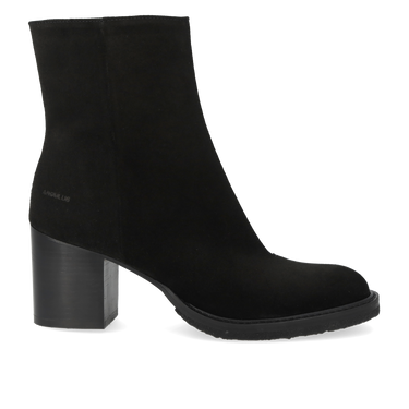 70s inspired leather boot