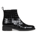 Boot with zipper