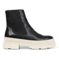 Chelsea boot with wool lining