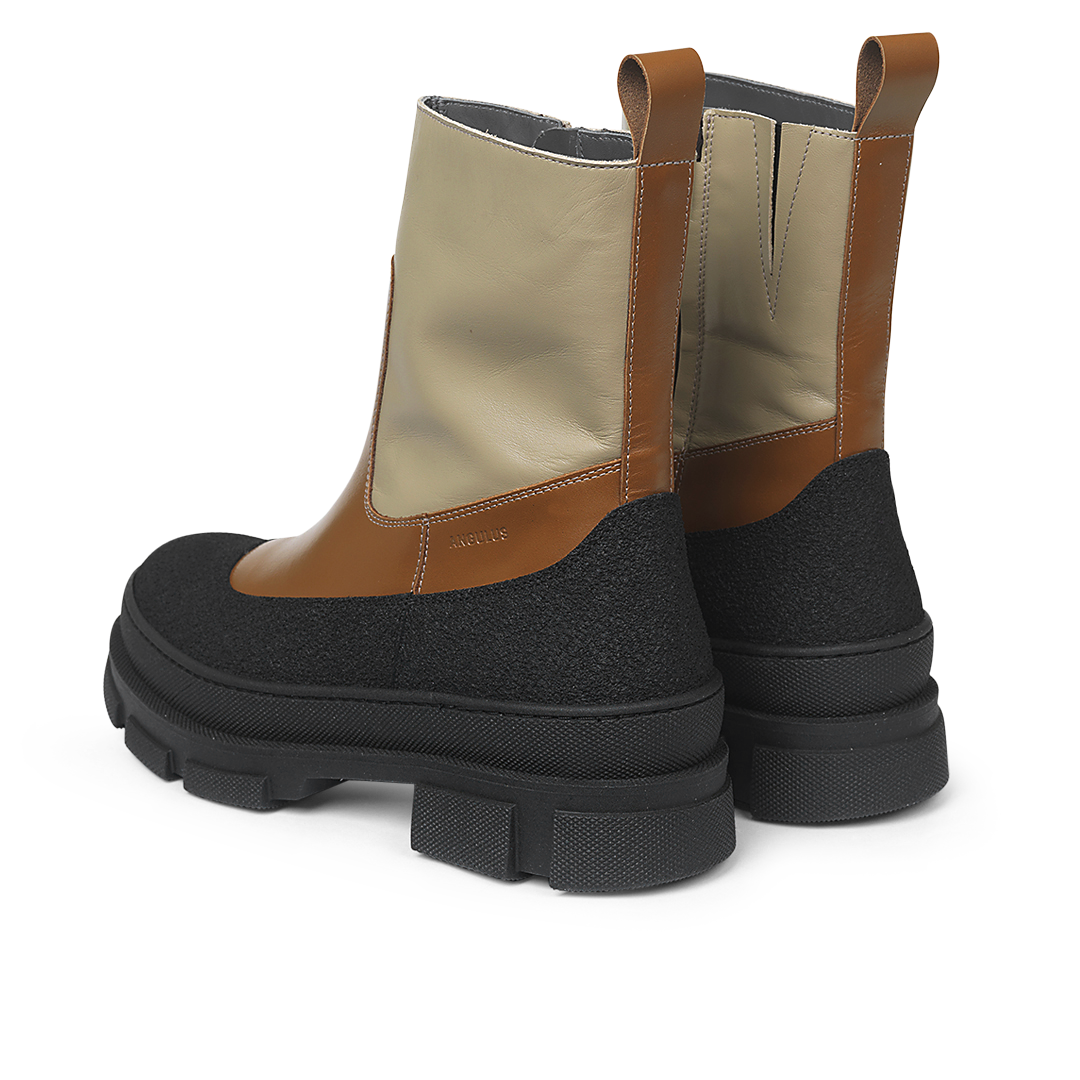 Angulus Boot with zipper
