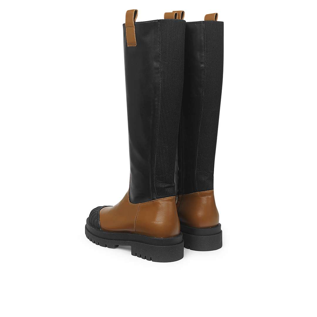 Long Shafted boot with zipper