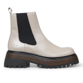 Boot with elastic