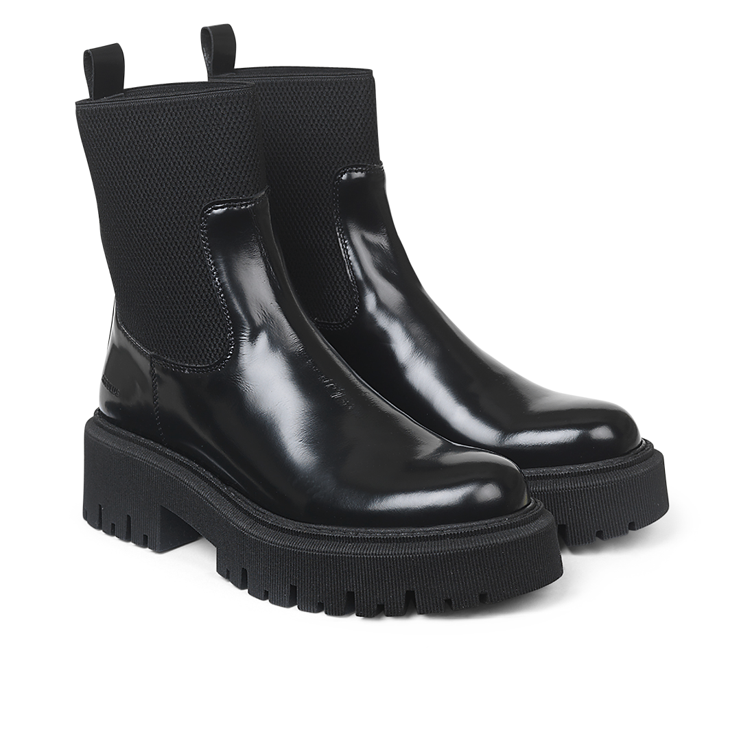 Chelsea boot