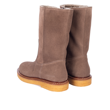 Boot with wool lining