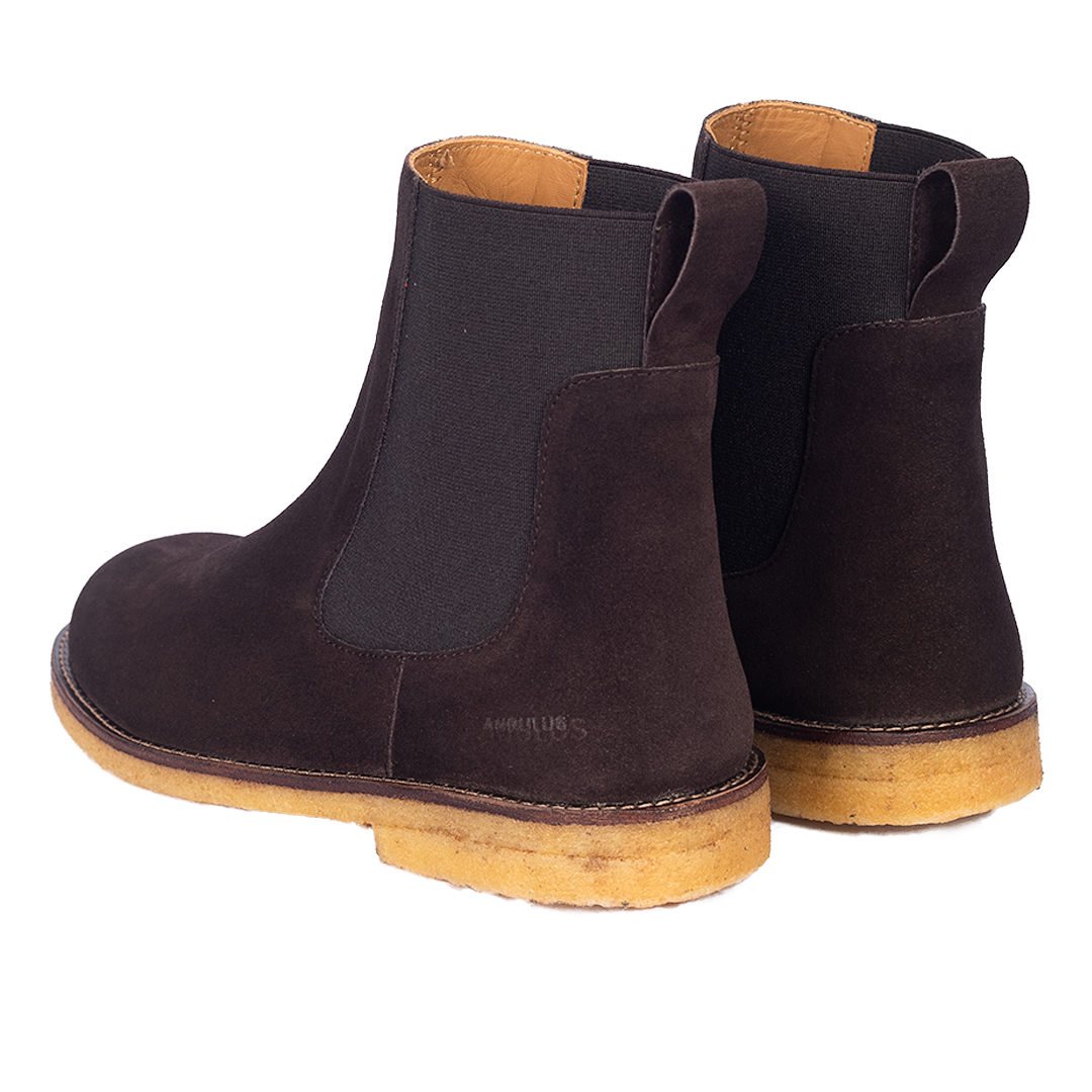Classic chelsea boot