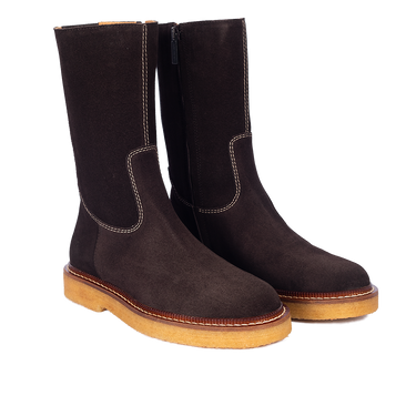 Classic leather boot with contrast stitching