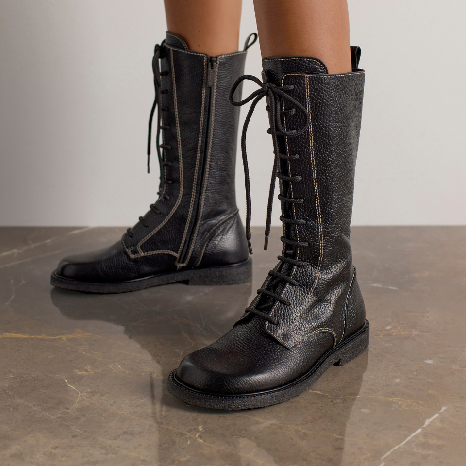 Long Shafted lace-up boot with contrast details