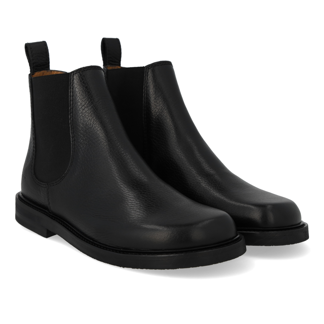 Chelsea boot with wide fit