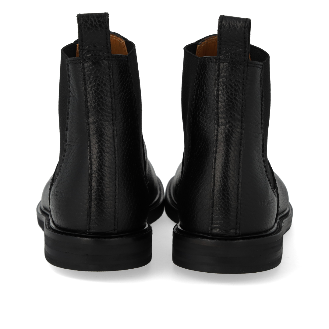 Chelsea boot with wide fit