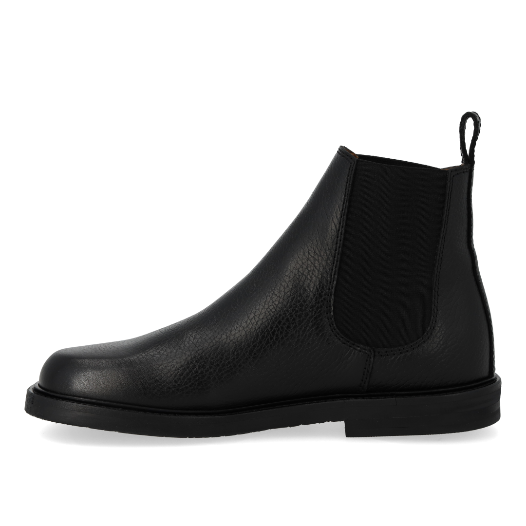 Chelsea boot with wide fit