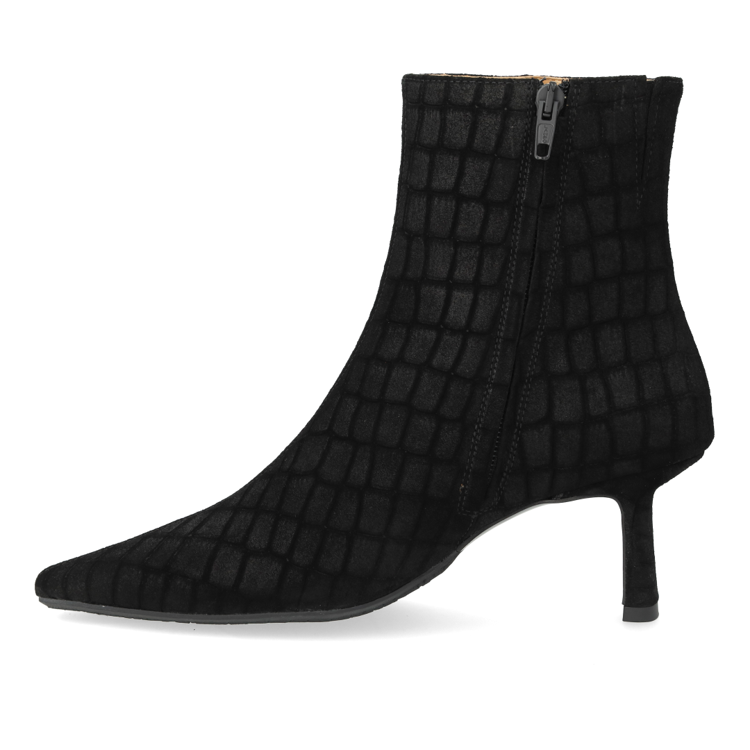 Sculptural Boot with Pointed Toe