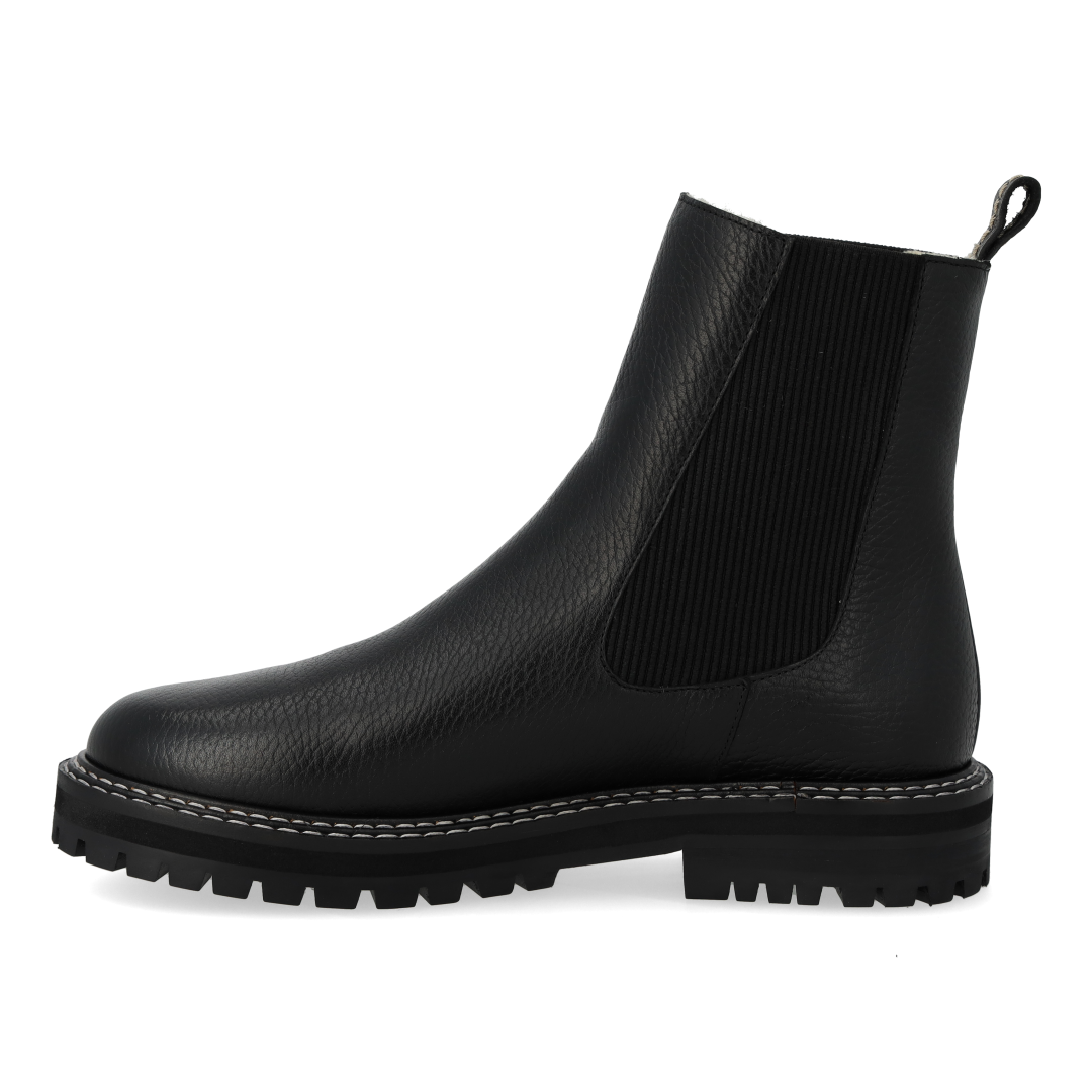 Chelsea boot with soft merino wool lining