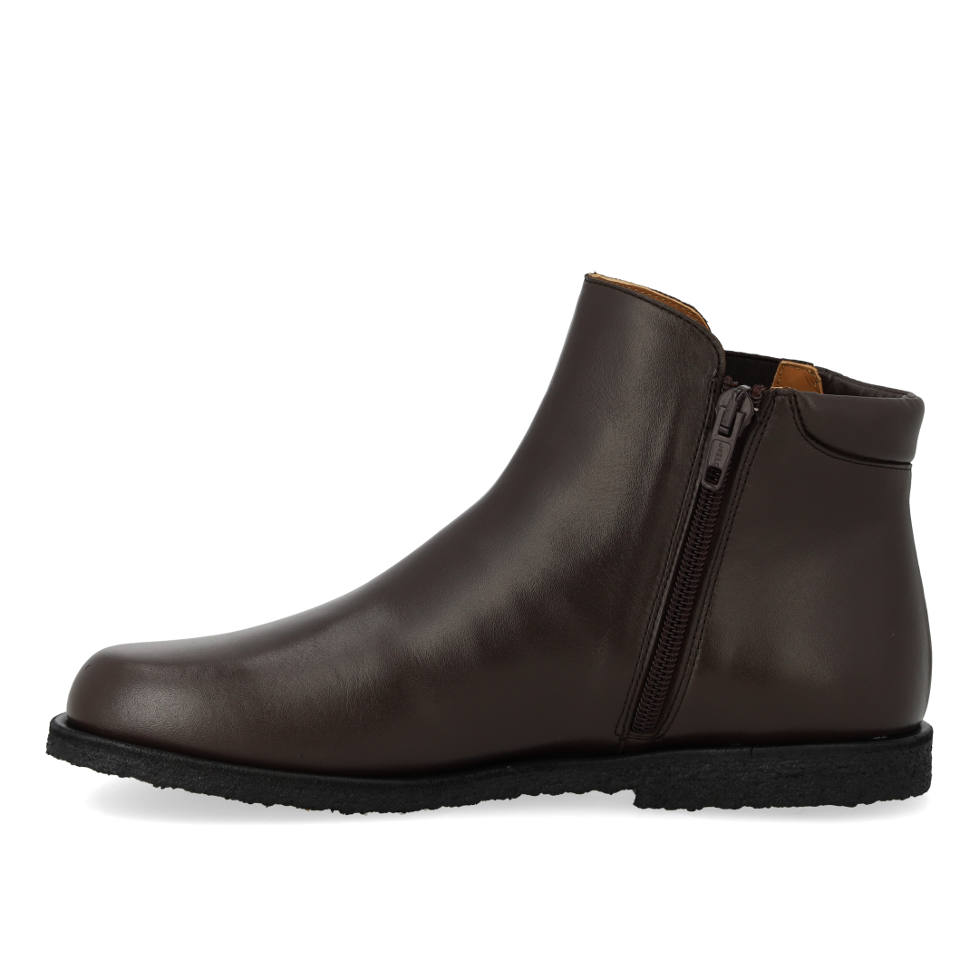 Boot with low shaft, Wide fit