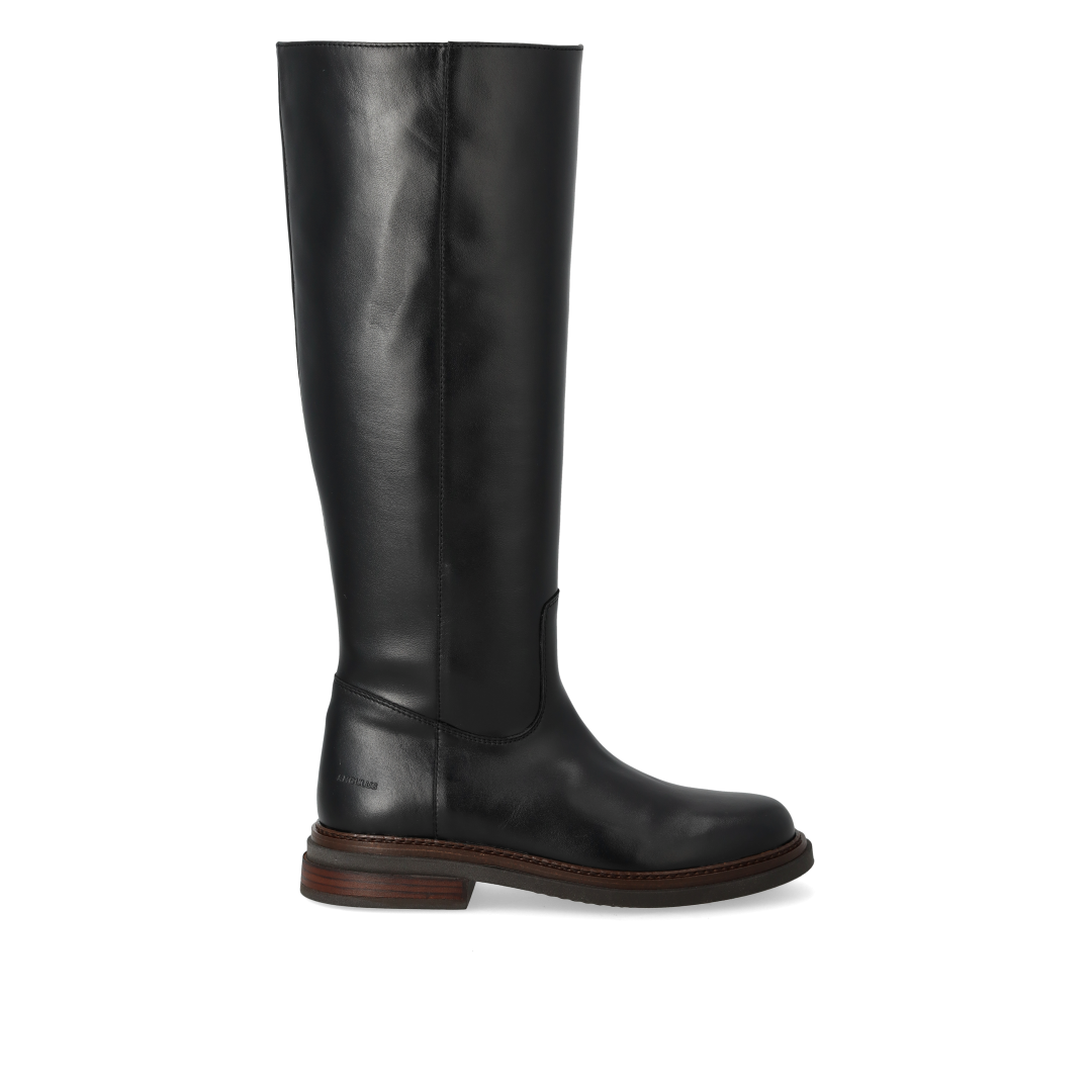 Long Shafted boot
