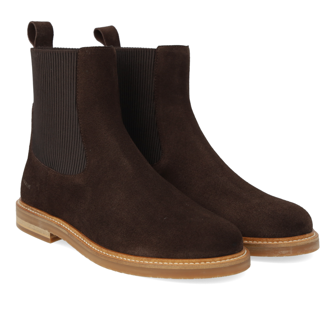 Chelsea boot with wide fit