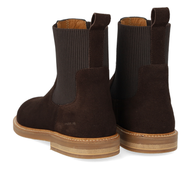 Chelsea boot with a spacious fit