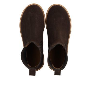 Chelsea boot with a spacious fit