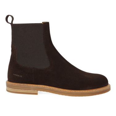 Chelsea boot with a spacious fit