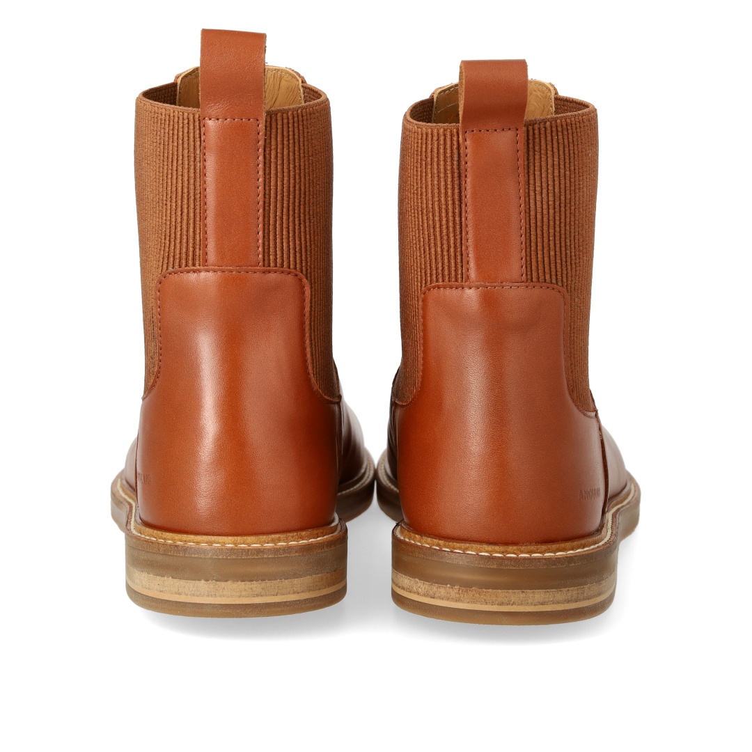 Chelsea boot with wide fit