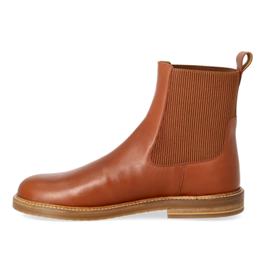Chelsea boot with a spacious fit