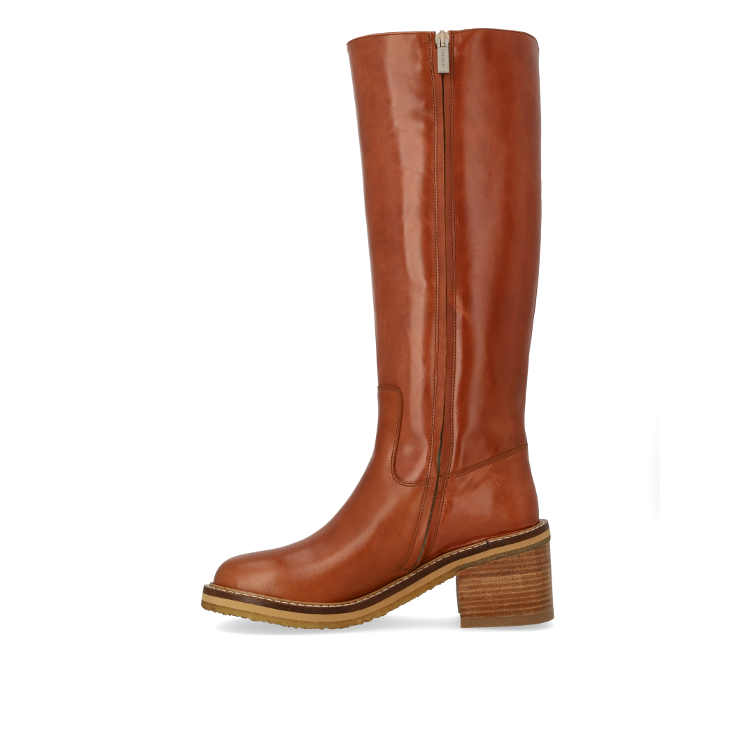 70s-inspired long shafted leather boot