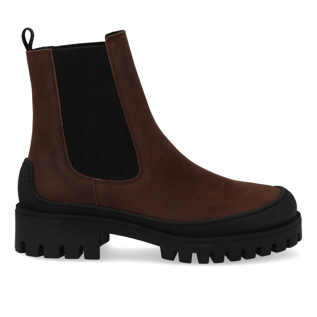 Chelsea boot