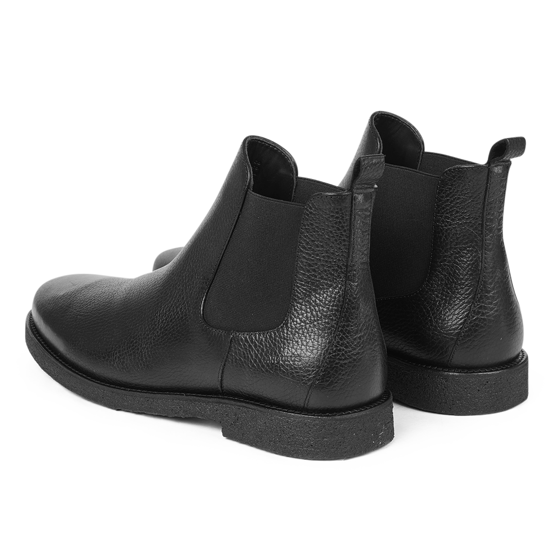 Chelsea boot with elastic