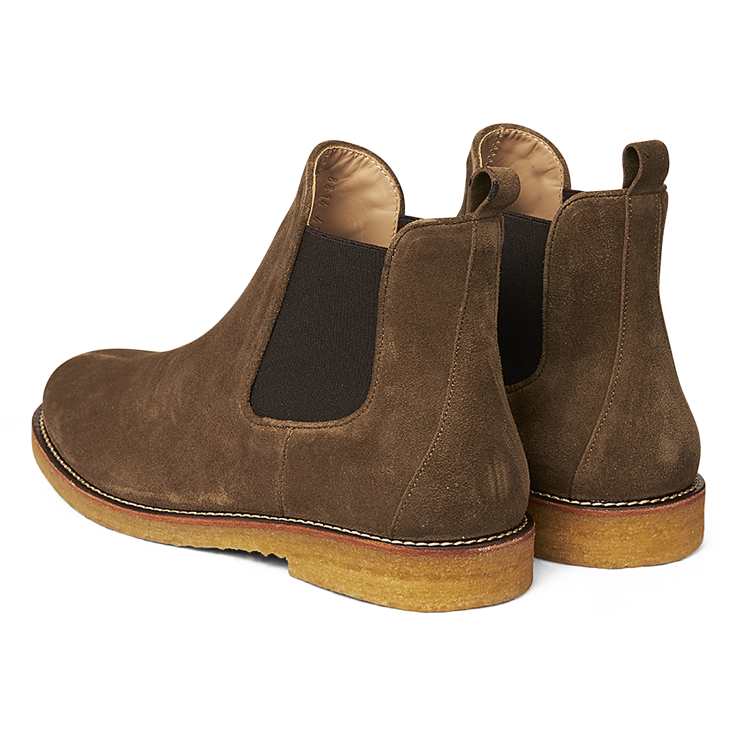 Chelsea boot with elastic