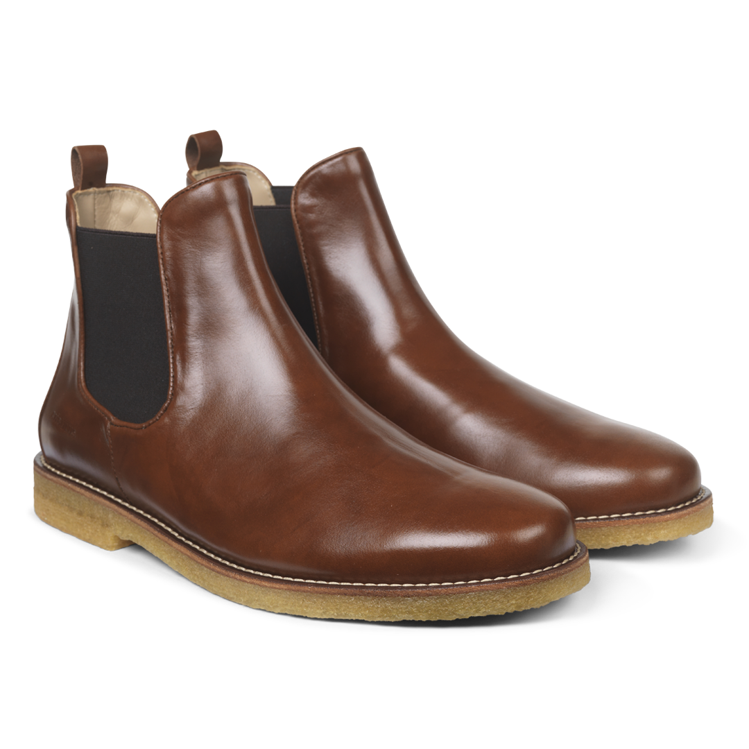 Chelsea boot with elastic
